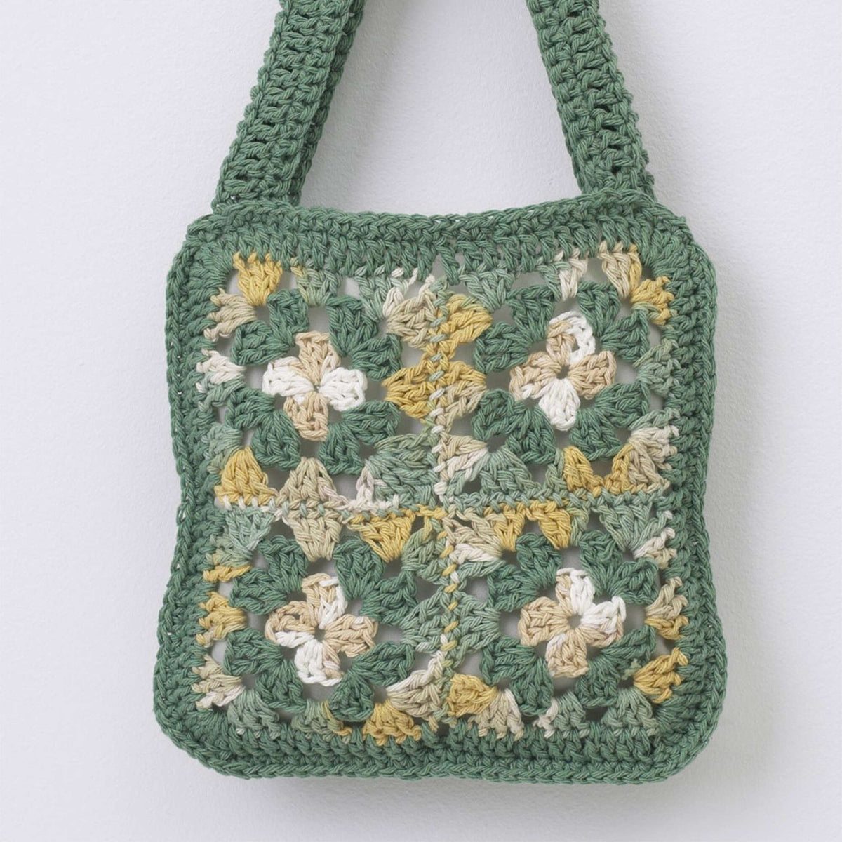 Bernat Crochet Granny Square Bag Pattern | Handicrafter Cotton, colors