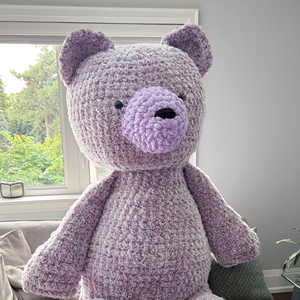 Bernat Barnaby the Jumbo Teddy Bear Pattern | Blanket Big, plush, feet