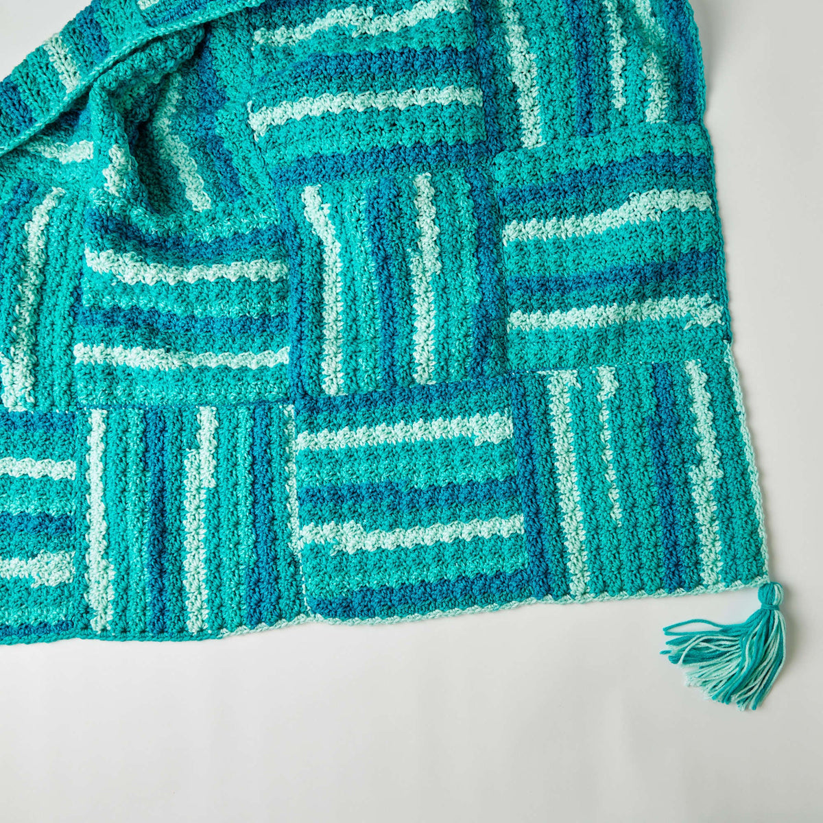 Red Heart Crochet Wavy Squares Throw Pattern | stripes, self-striping