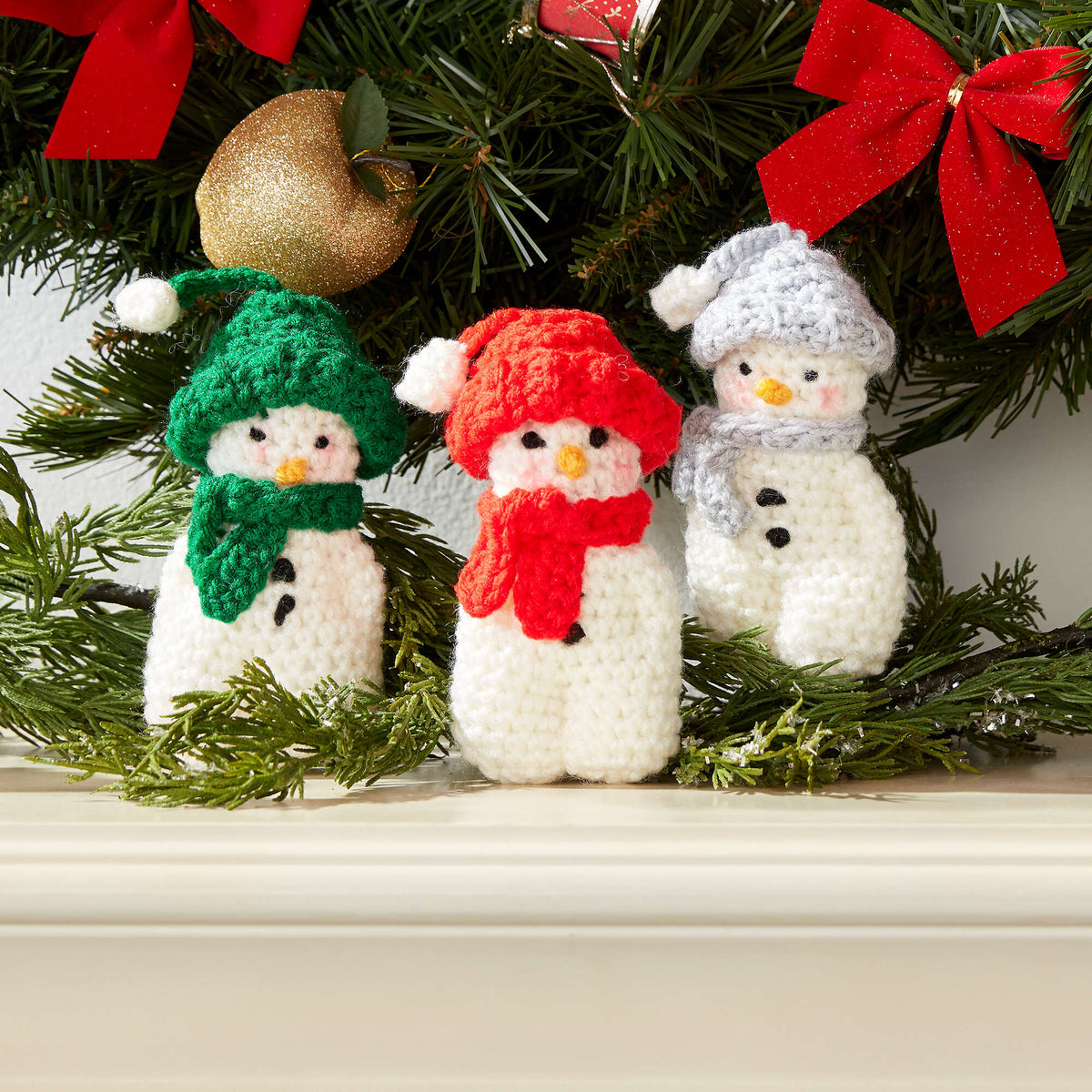 Red Heart Crochet Three Tiny Snowman Ornaments Pattern | Home, Easy