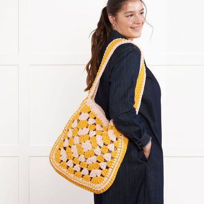 Bernat Crochet Big Granny Tote Pattern | slip stitch, motifs, super bulky