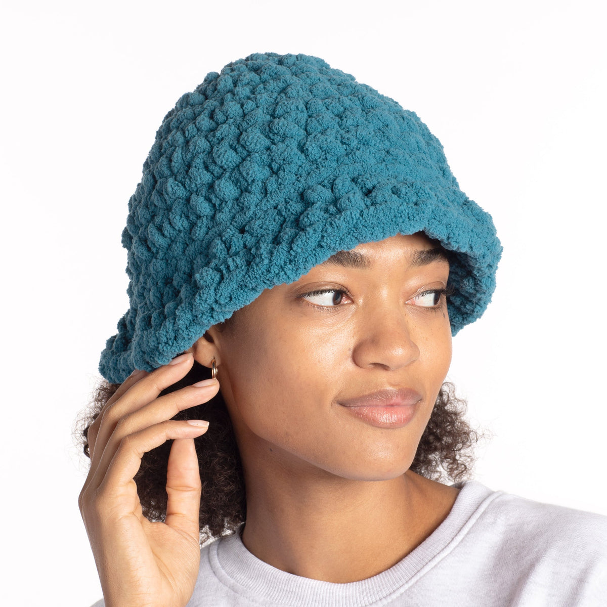 Bernat Crochet Chunky Bucket Hat Pattern | increases, gift, plush