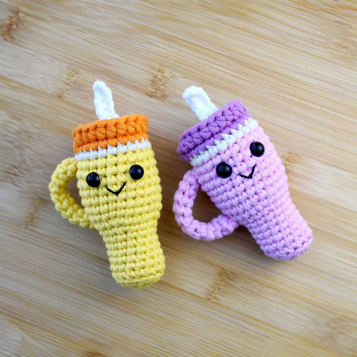 Bernat Valentines Yarnley Pattern | Maker Minis, gift, Kids