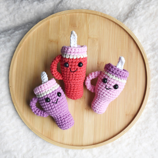 Bernat Valentines Yarnley Pattern | Maker Minis, gift, Kids
