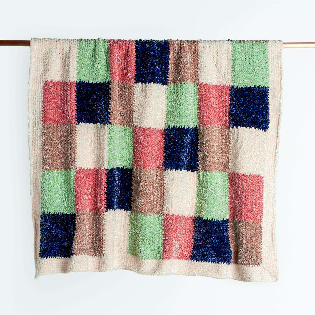 Bernat Hip to Be Square Crochet Baby Blanket Pattern | seaming, Velvet
