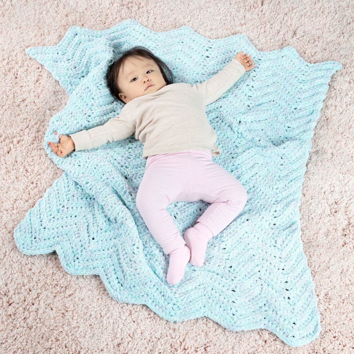 Bernat Baby Ripple Crochet Blanket Pattern | back loop, increases, nursery