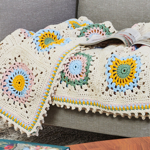 Bernat Picot Edged Crochet Granny Blanket Pattern | rounds, Maker, motifs