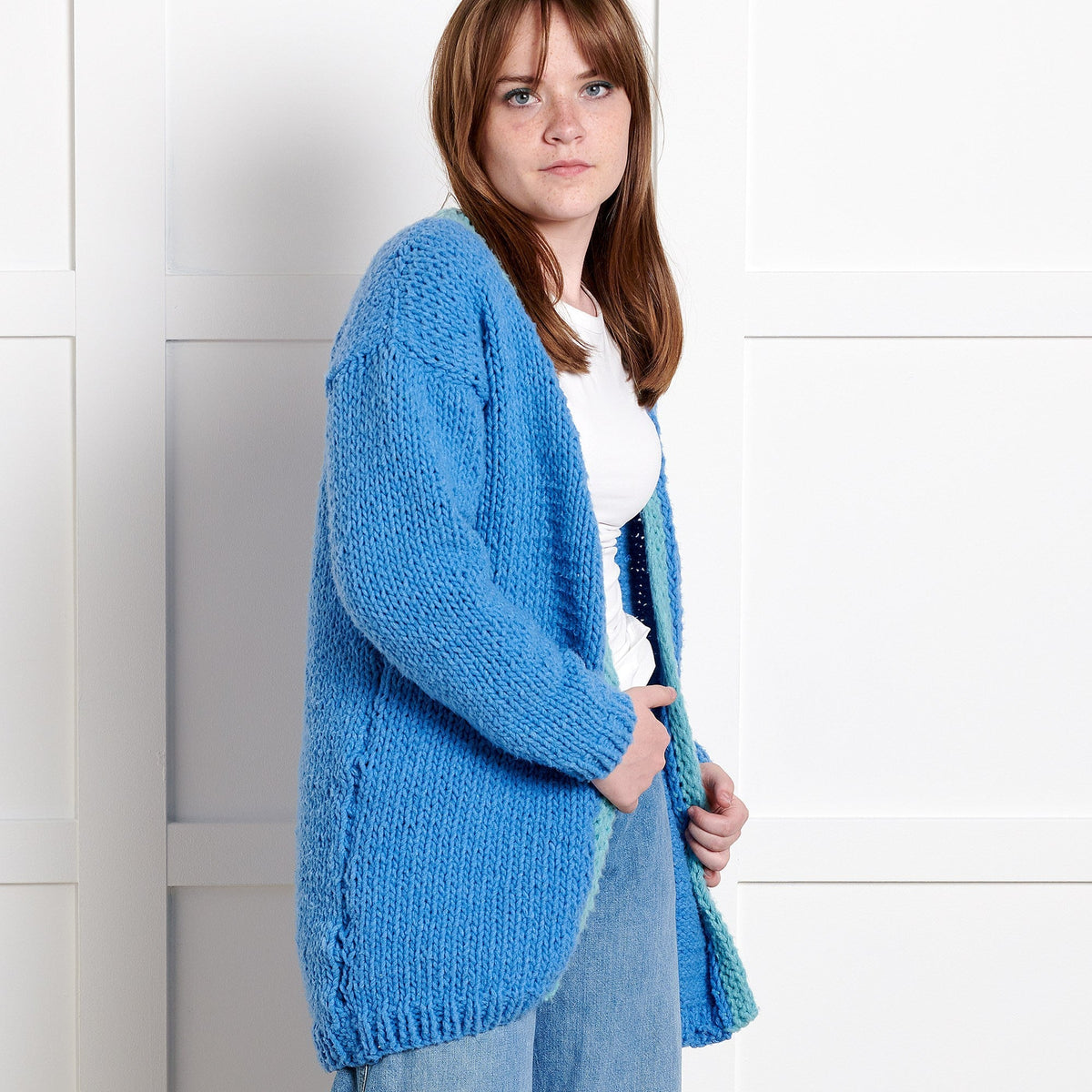 Bernat Beginner Cozy Vibes Knit Cardigan Pattern | garter stitch, ribbed