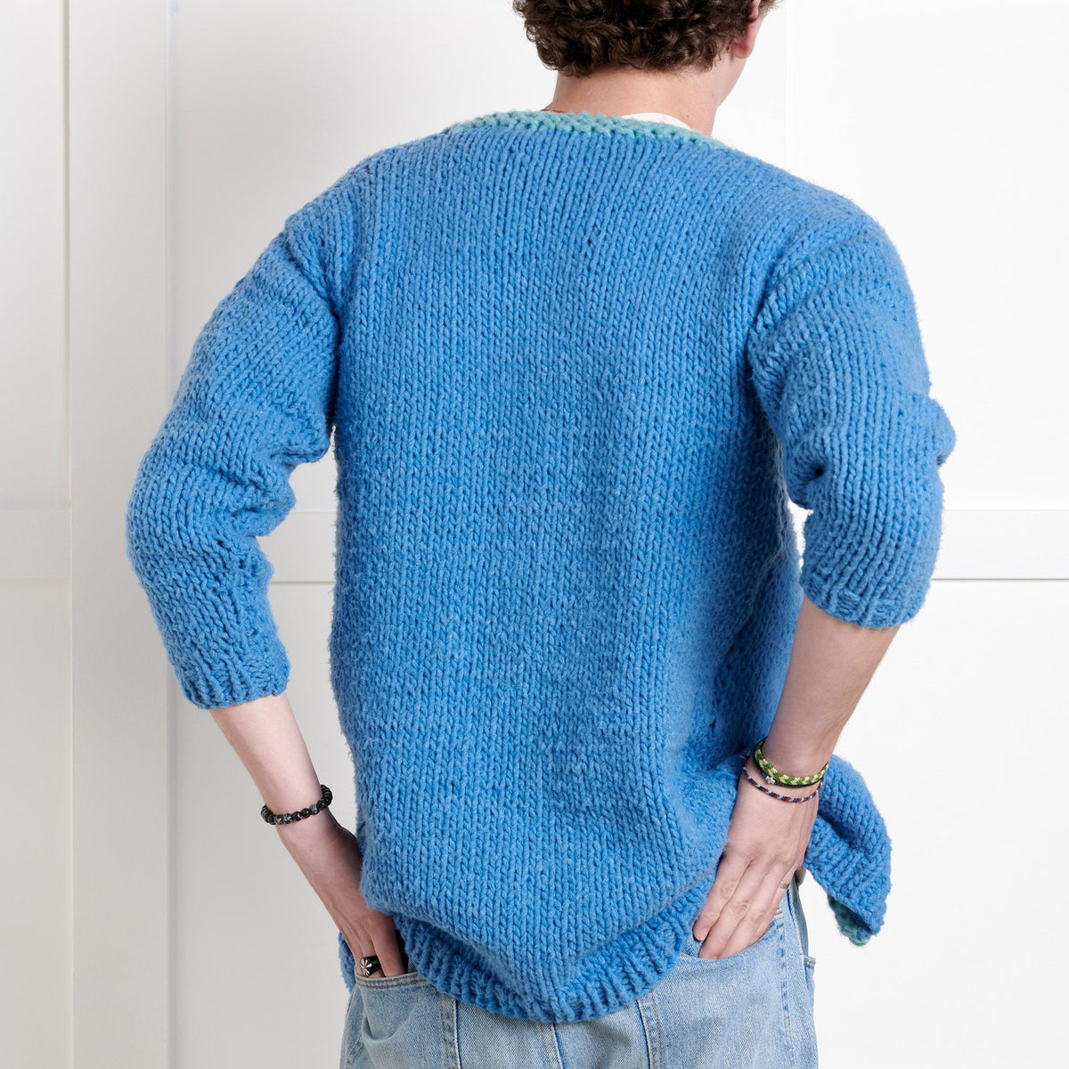 Bernat Beginner Cozy Vibes Knit Cardigan Pattern | garter stitch, ribbed