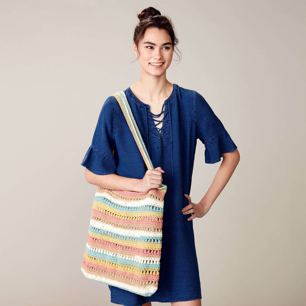 Caron Crochet Textured Tote Pattern | Cotton Cakes, self-striping