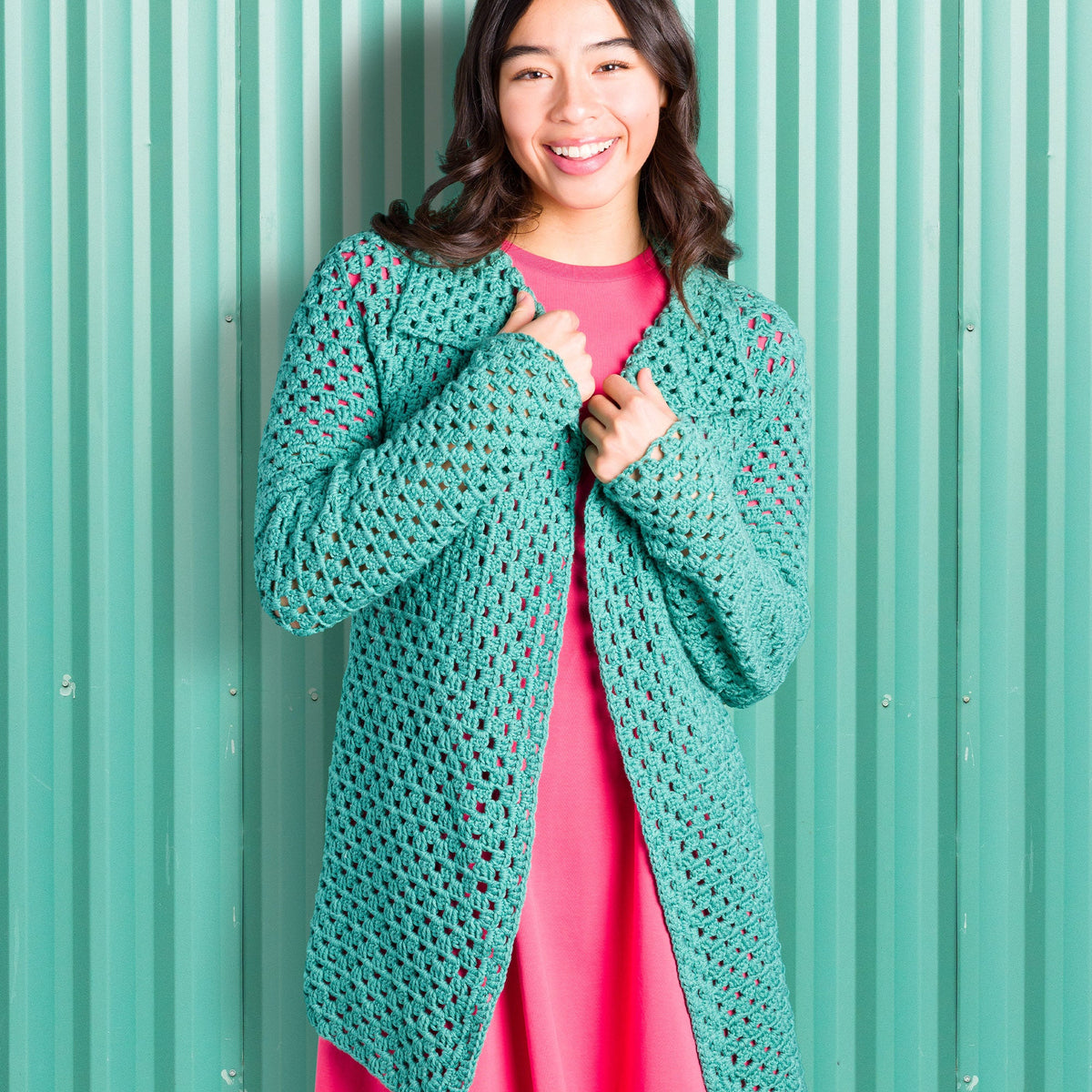 Caron Granny Cluster Crochet Cardigan Pattern | increases, assembly