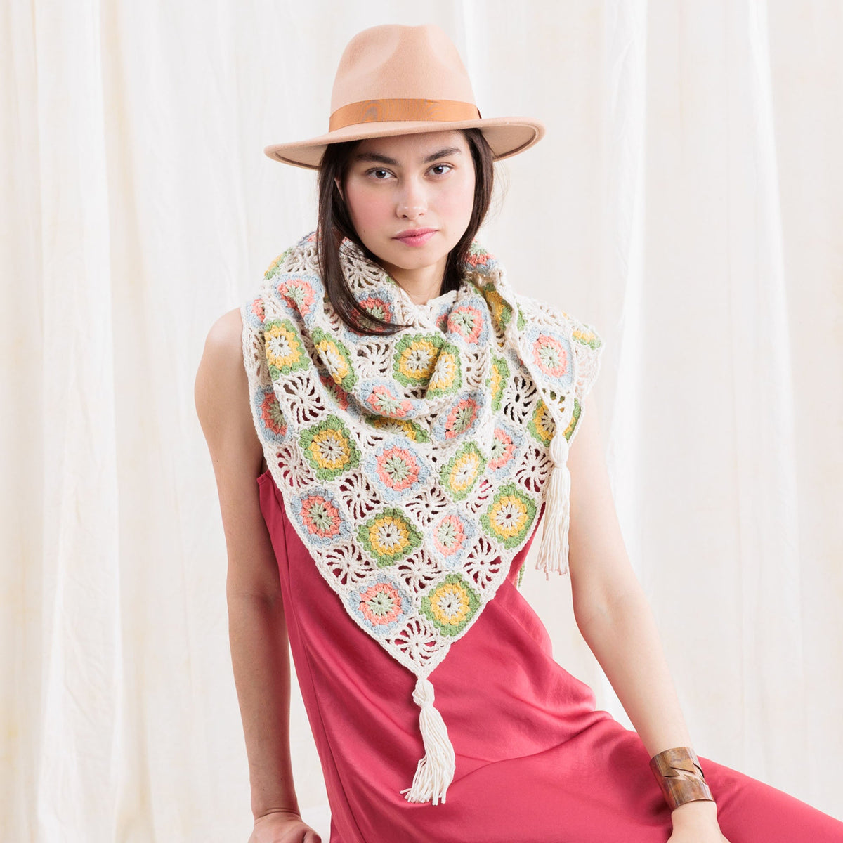 Caron Summer Mode Crochet Triangle Shawl with Tassels Pattern | All, Easy