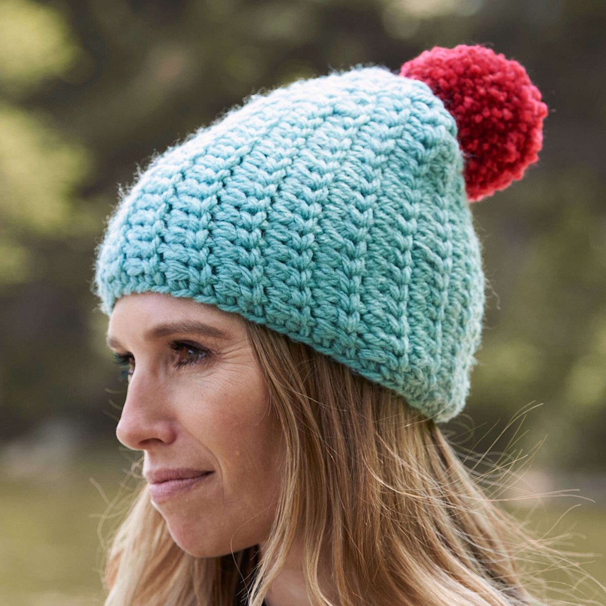 Patons Big Pom Crochet Hat Pattern | ribbing, back loop, rounds