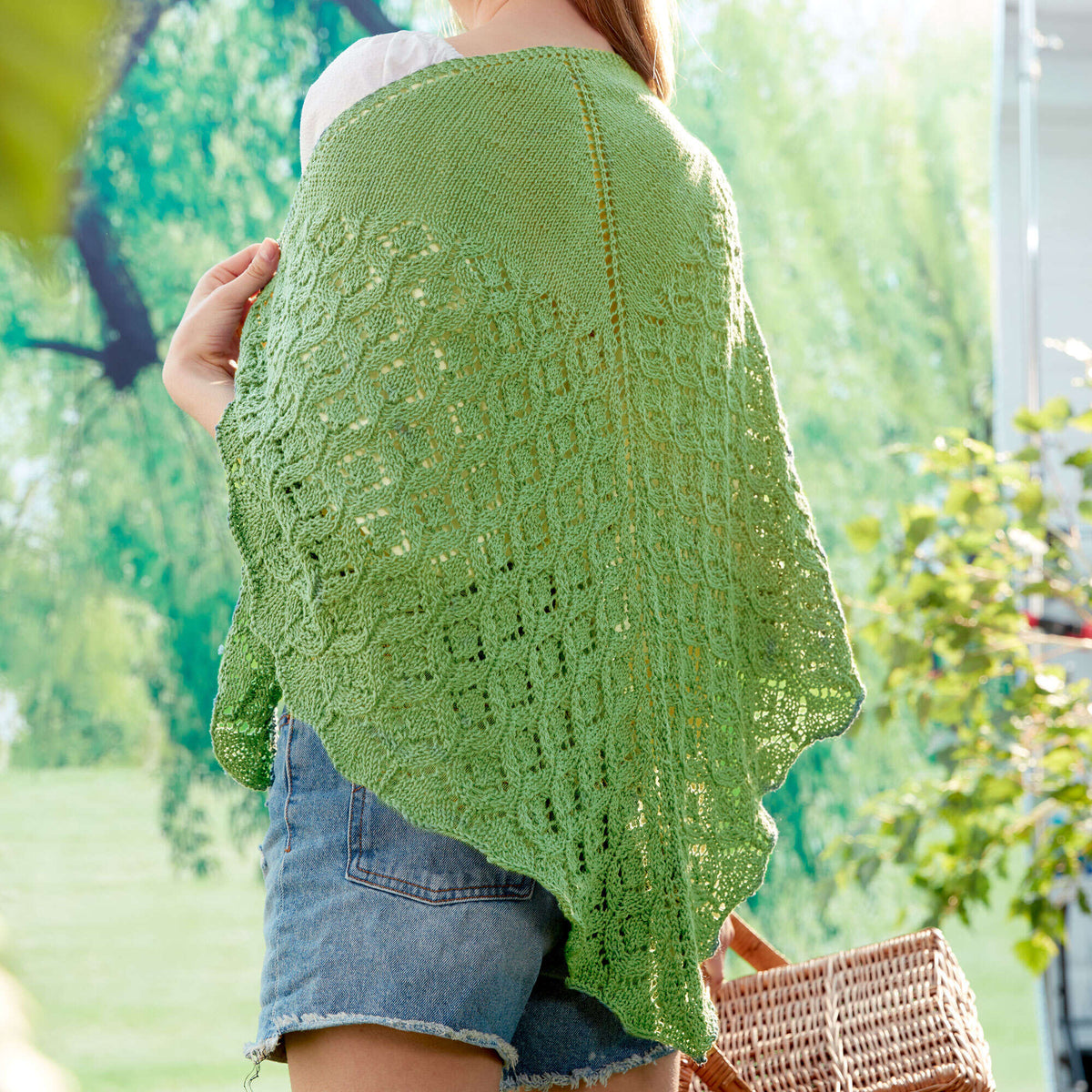 Patons Pastoral Lace Knit Shawl Pattern | stocking stitch, motif
