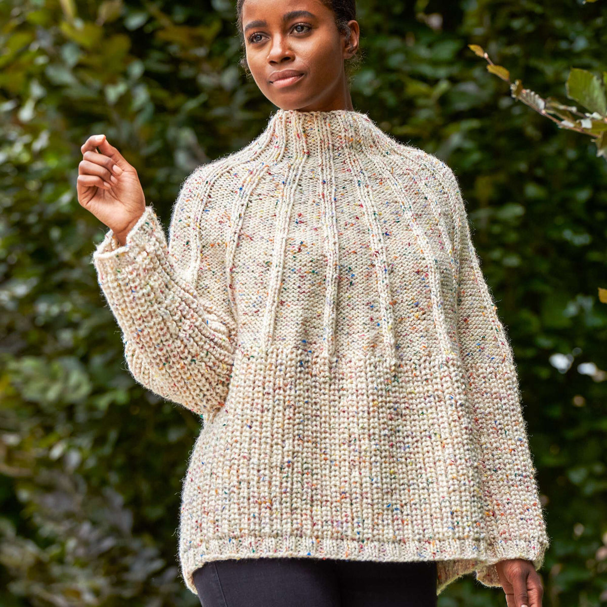 Patons Spadina Circle Knit Pullover Pattern | shaker rib, ribbed, top down