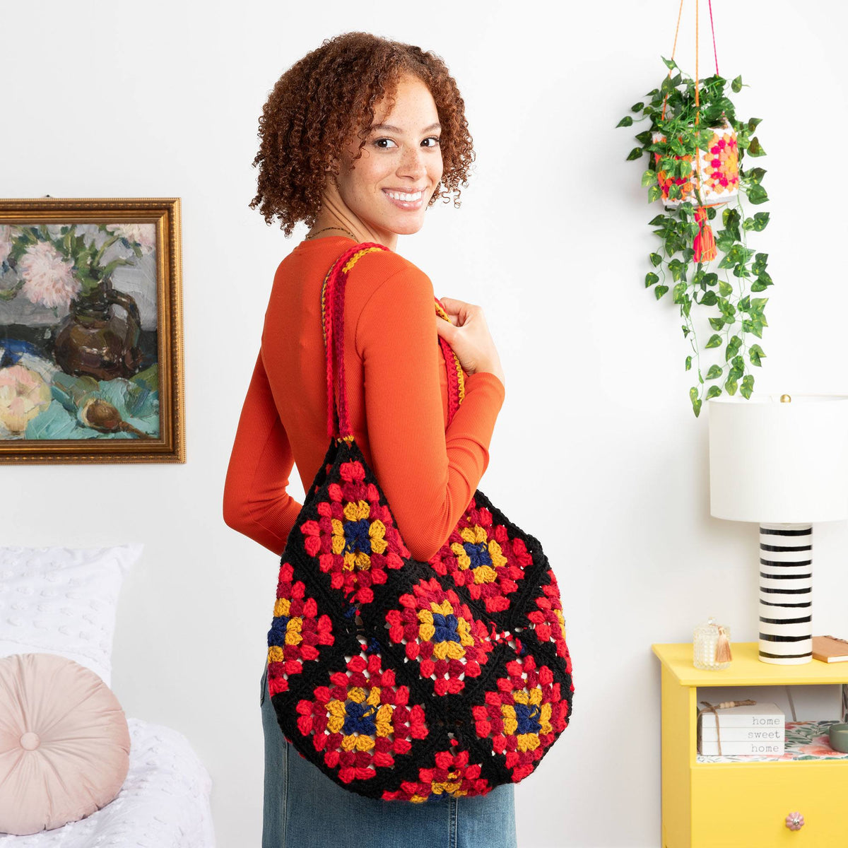 Red Heart In the Bag Granny Crochet Tote Pattern | daily essentials, colors