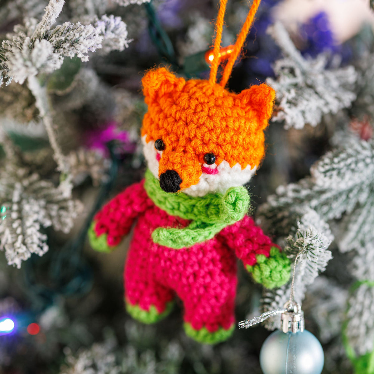 Red Heart Crochet Fa La La La Fox Amigurumi Pattern | embroidery, increases