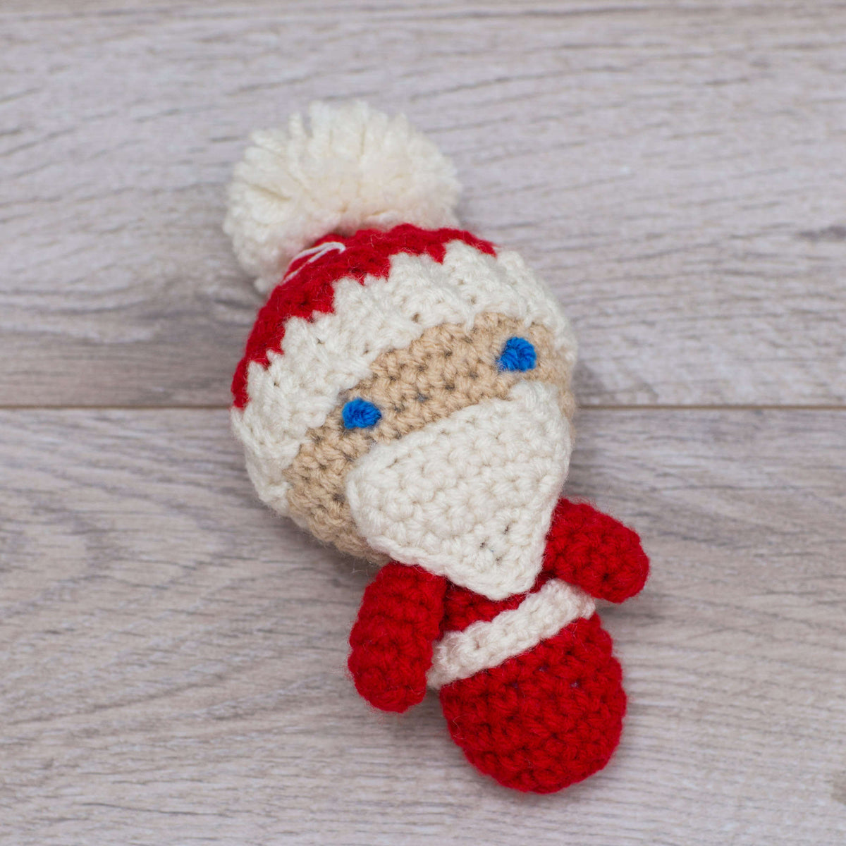 Red Heart Crochet Amigurumi Santa Ornaments Pattern | tree, package tie-on