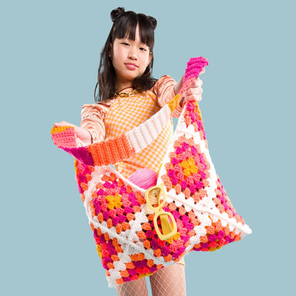 Red Heart Crochet Granny Square Serenity Bag Pattern | slip stitch, colors