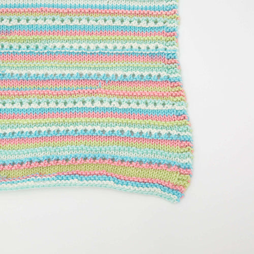 Red Heart Self-Striping Knit Baby Blanket Pattern | gift, nursery, stripes