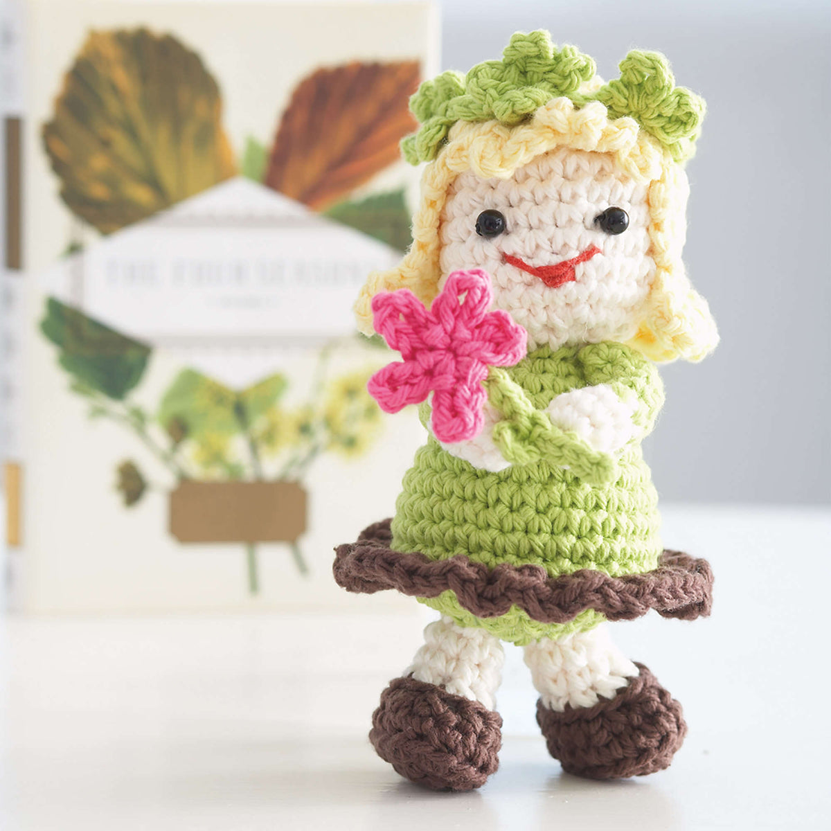 Lily Sugar'n Cream Mother Nature Doll Pattern | shades, Baby, Easy