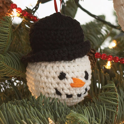 Lily Sugar'n Cream Amigurumi Ornaments Pattern | holiday, tree, colors